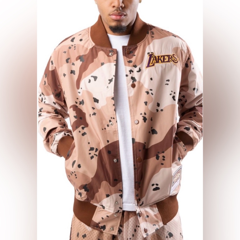 LA Lakers Mitchell & Ness NBA M - 2Xl Jacket Reflective Brown Desert Camo NWT